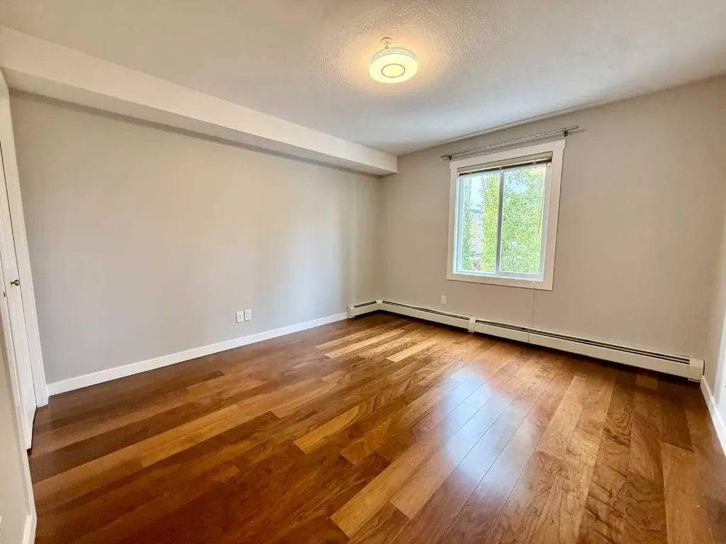 2518 Fish Creek Boulevard SW Calgary AB T2Y 4T5