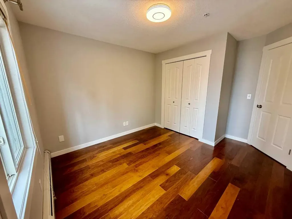 2518 Fish Creek Boulevard SW Calgary AB T2Y 4T5