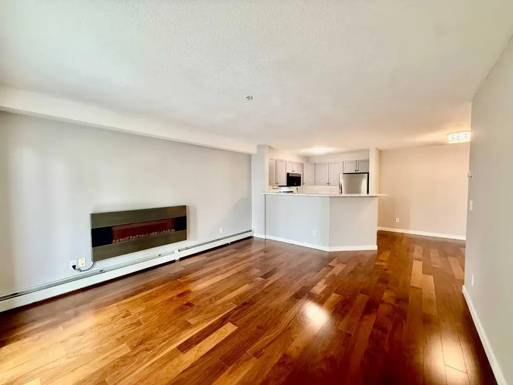 2518 Fish Creek Boulevard SW Calgary AB T2Y 4T5