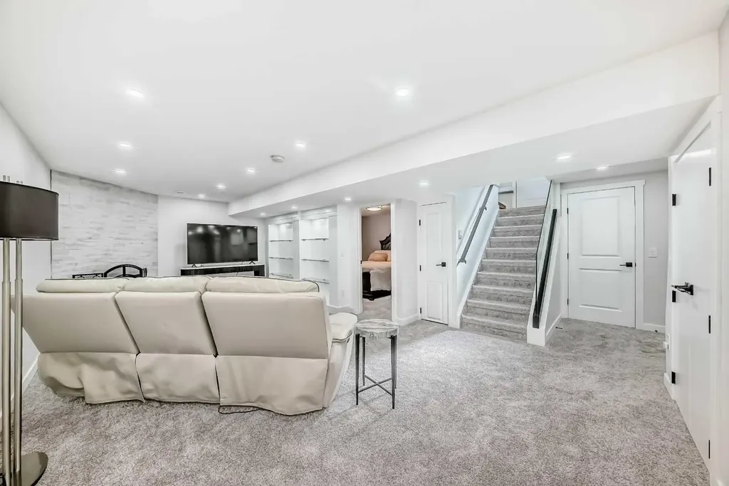 9215 Allison Drive SE Calgary AB T2J 1B3