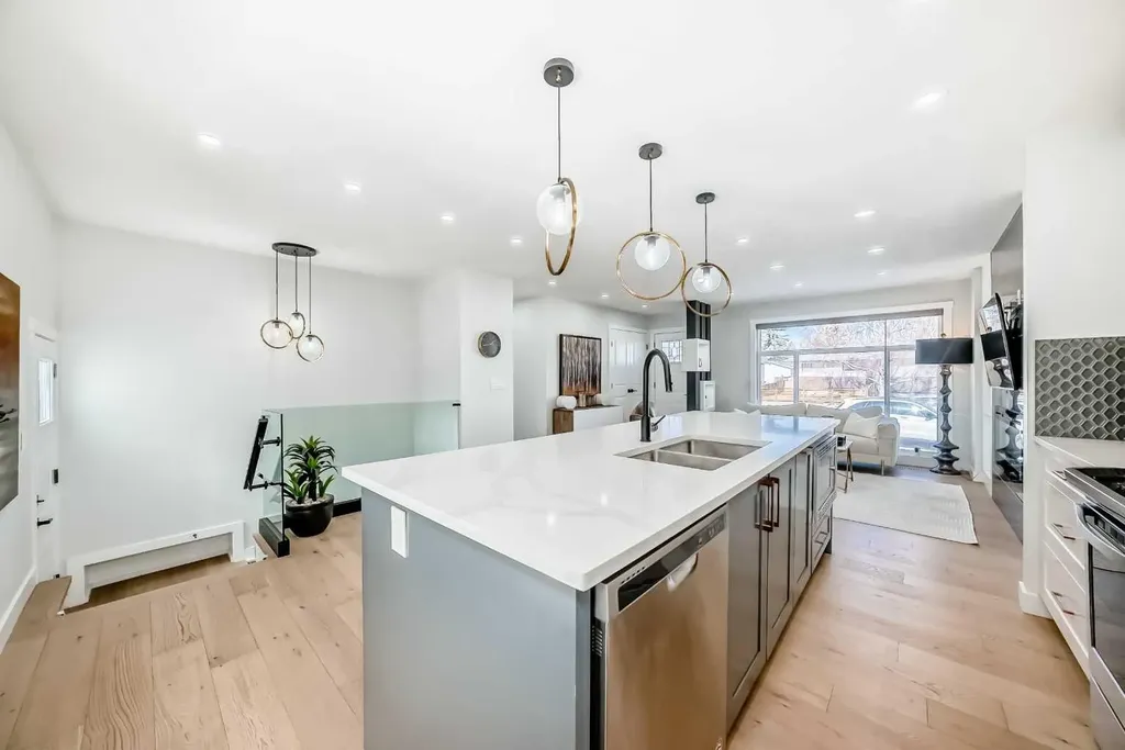 9215 Allison Drive SE Calgary AB T2J 1B3