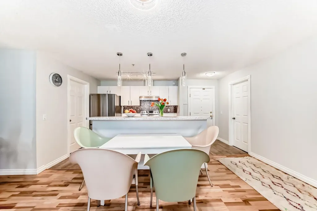 290 Shawville Way SE Calgary AB T2Y3Z9