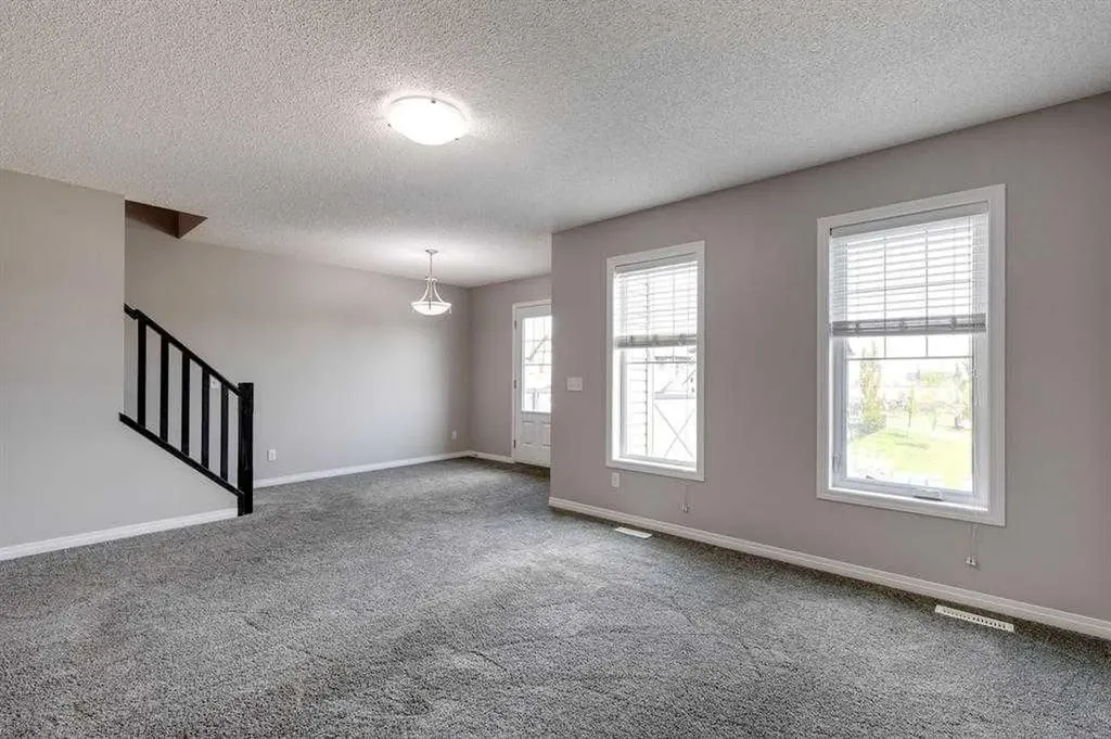113 Windstone Avenue SW Airdrie AB T4B 3R3
