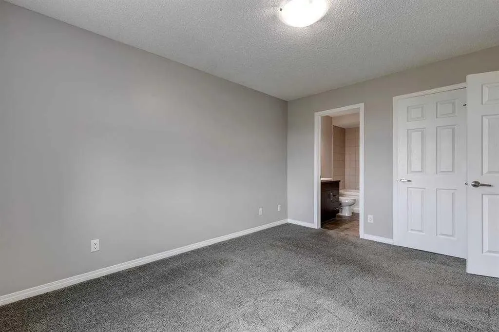 113 Windstone Avenue SW Airdrie AB T4B 3R3