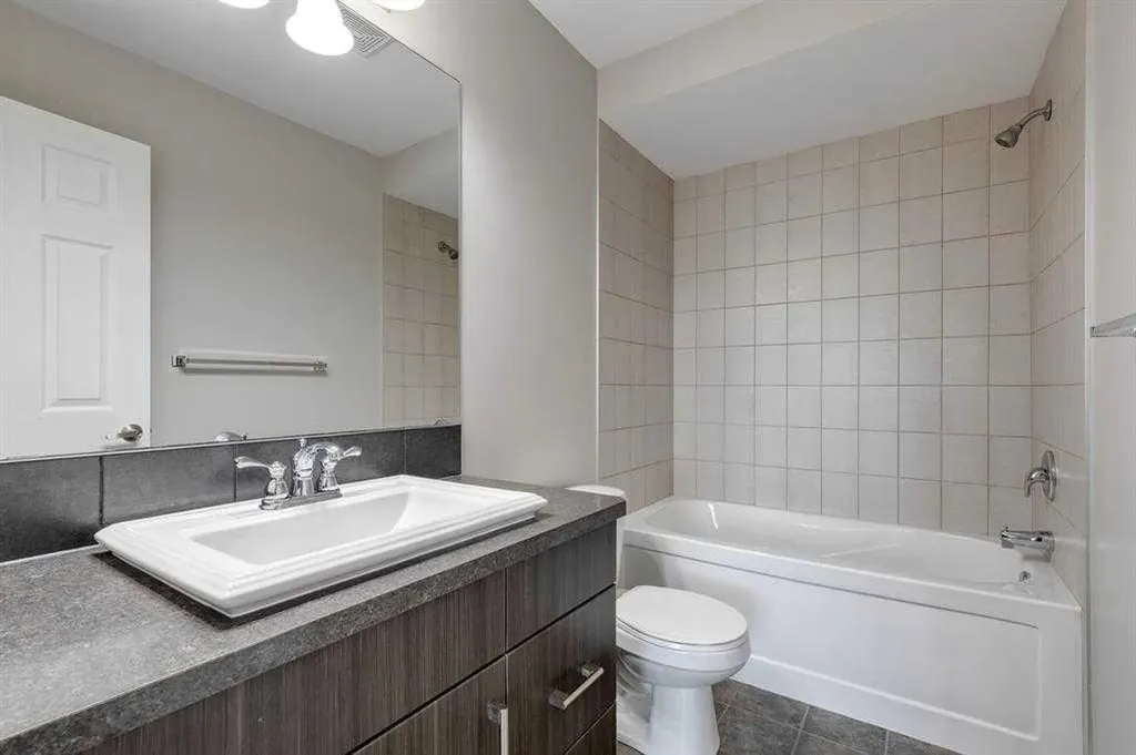 113 Windstone Avenue SW Airdrie AB T4B 3R3