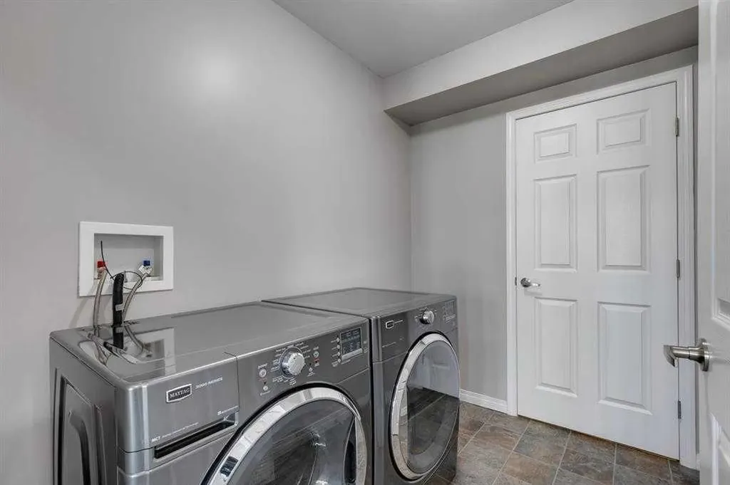 113 Windstone Avenue SW Airdrie AB T4B 3R3