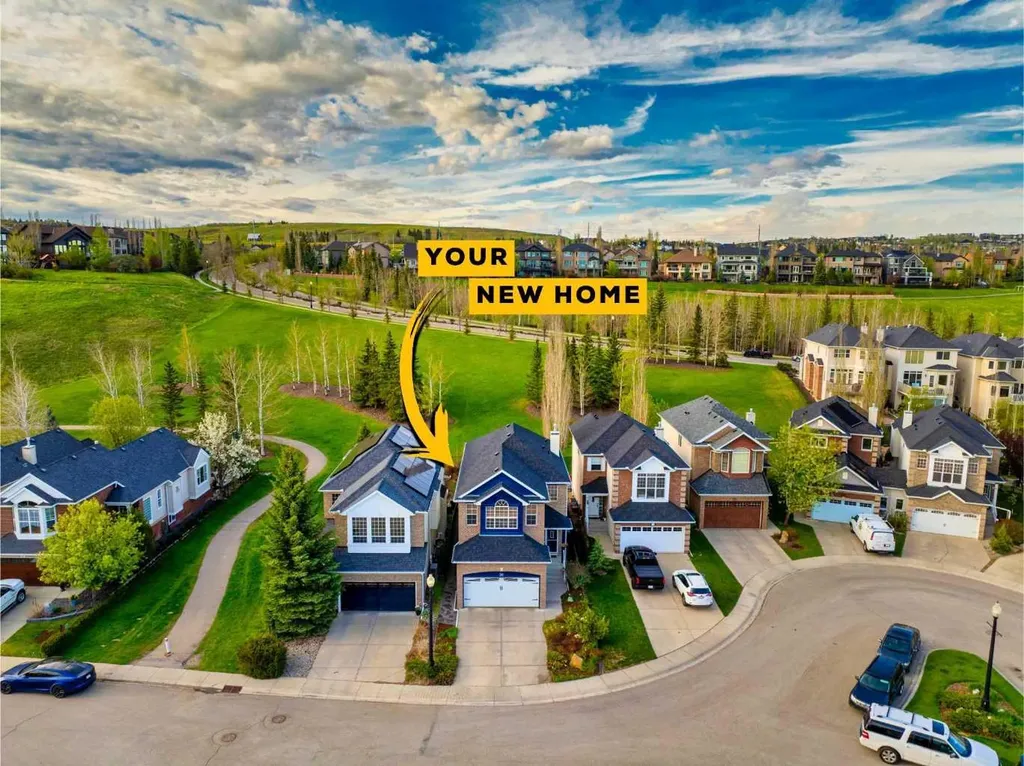 30 Discovery Ridge Gardens SW Calgary AB T3H 5L6