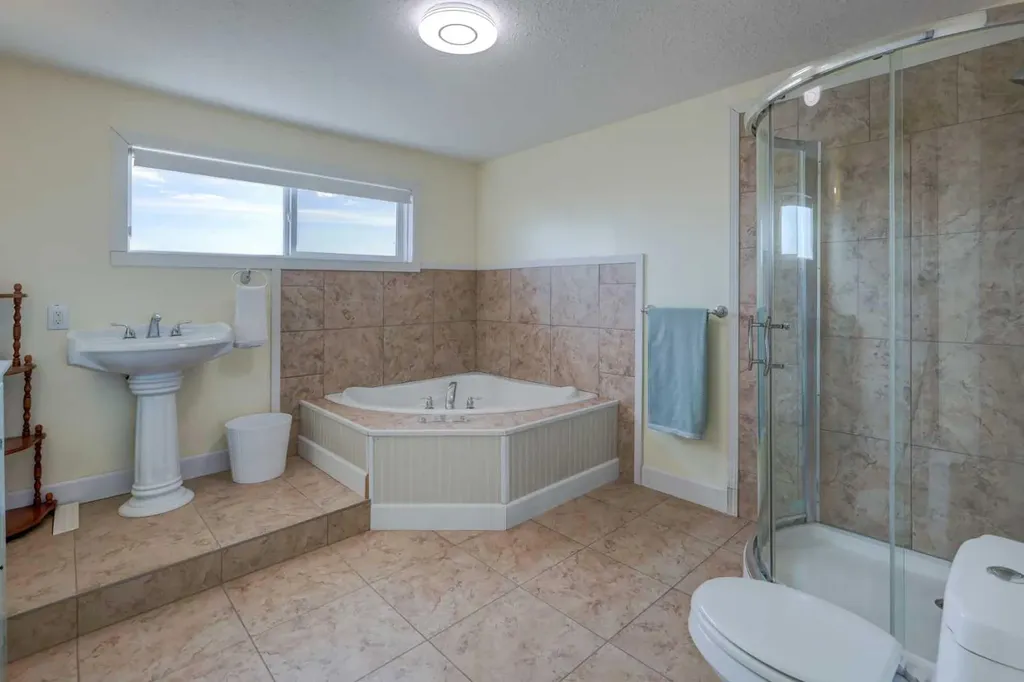 272041 Highway 840 Rural Wheatland County AB T0J 2T0