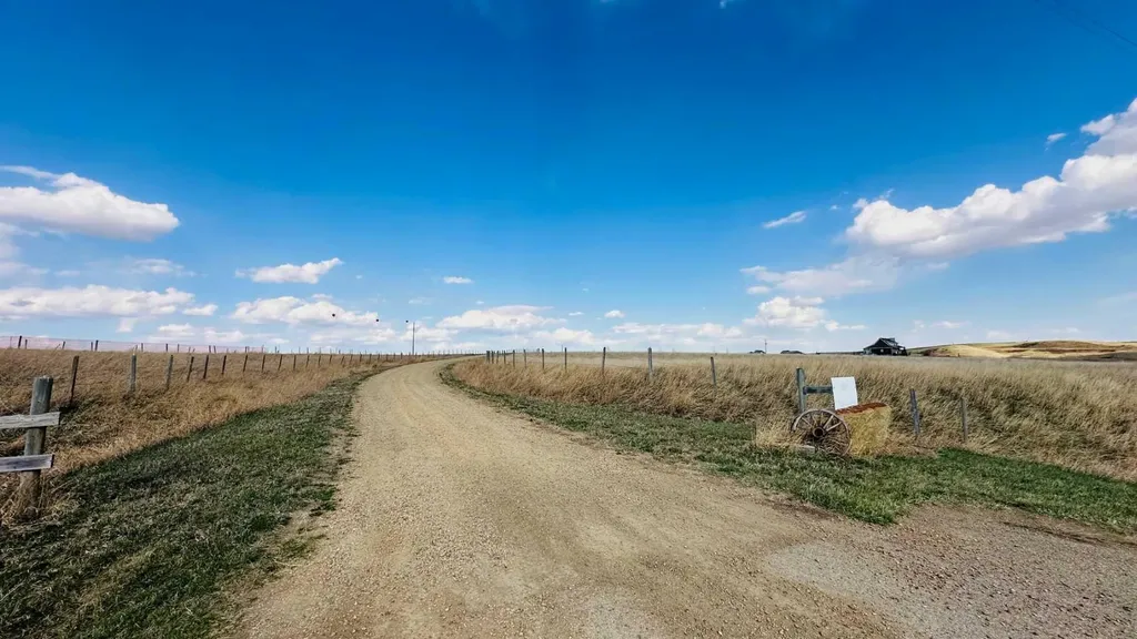 272041 Highway 840 Rural Wheatland County AB T0J 2T0