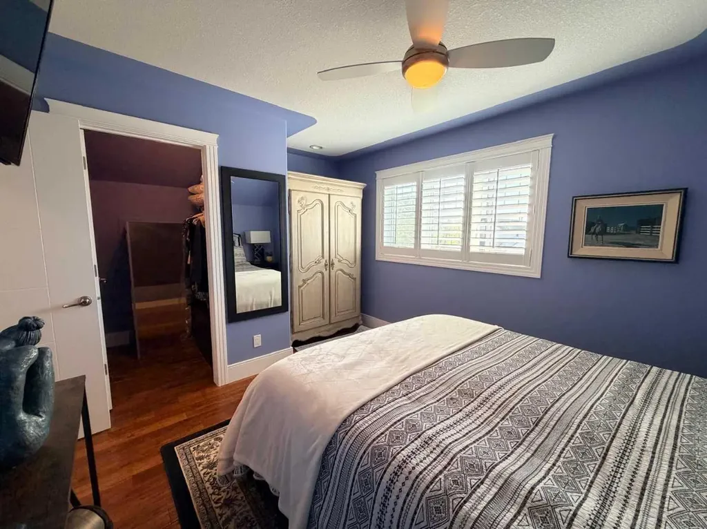 5024 45 Street Sylvan Lake AB T4S 1C3