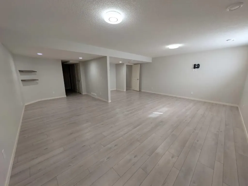 54 Seton Manor SE Calgary AB T3M2V8