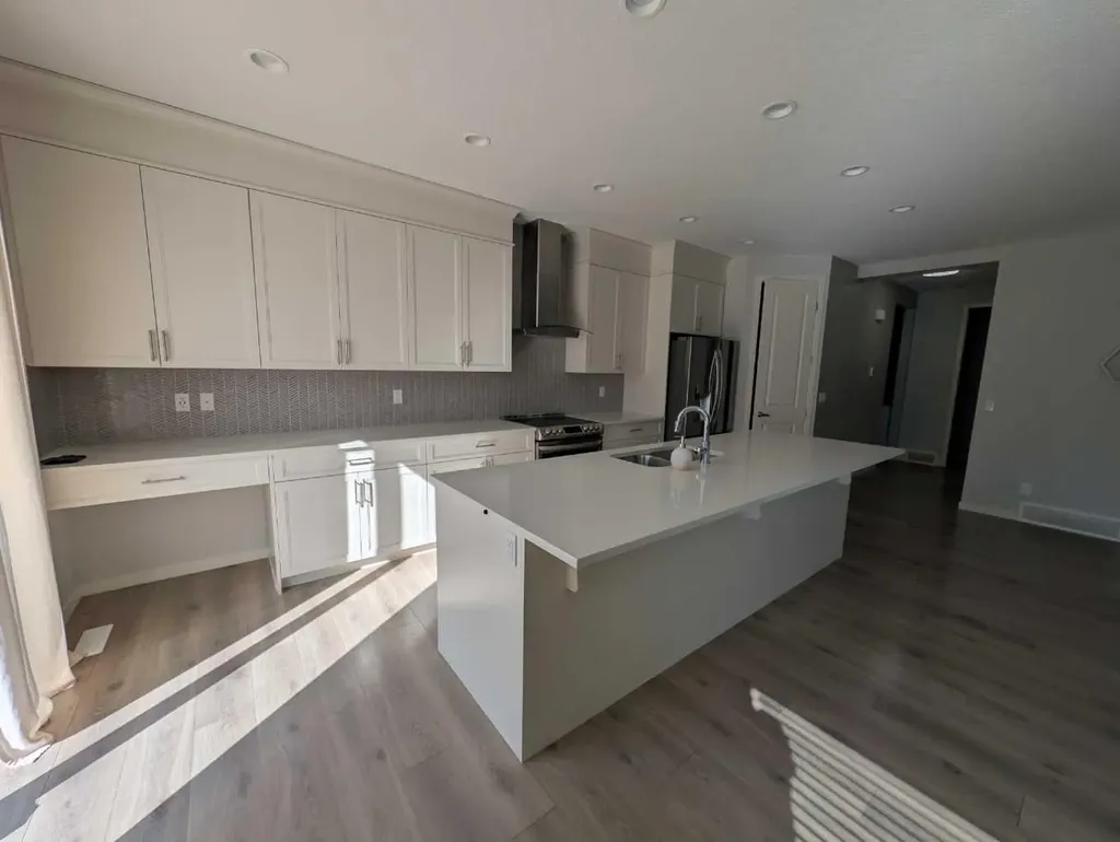 54 Seton Manor SE Calgary AB T3M2V8