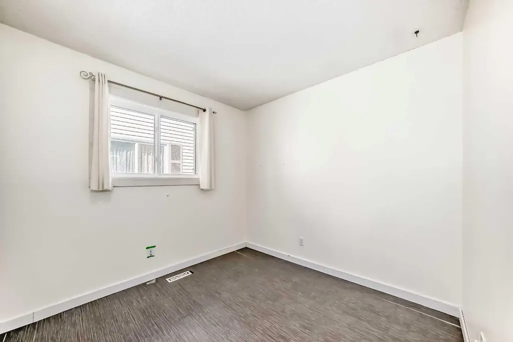 4208 58 Street NE Calgary AB T1Y 4E9