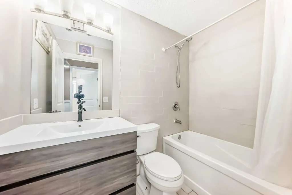 4208 58 Street NE Calgary AB T1Y 4E9