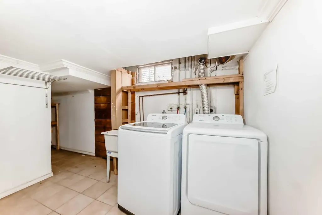 4208 58 Street NE Calgary AB T1Y 4E9