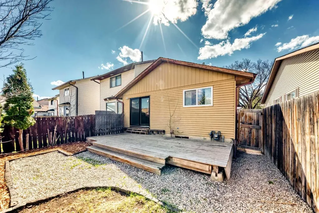 4208 58 Street NE Calgary AB T1Y 4E9