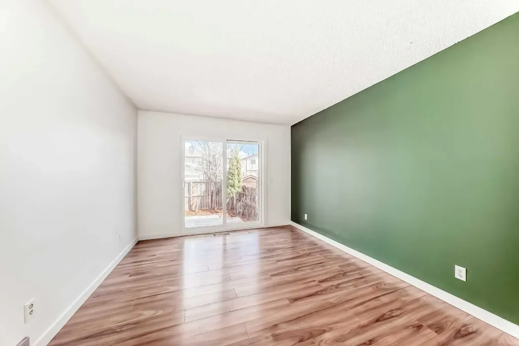 4208 58 Street NE Calgary AB T1Y 4E9