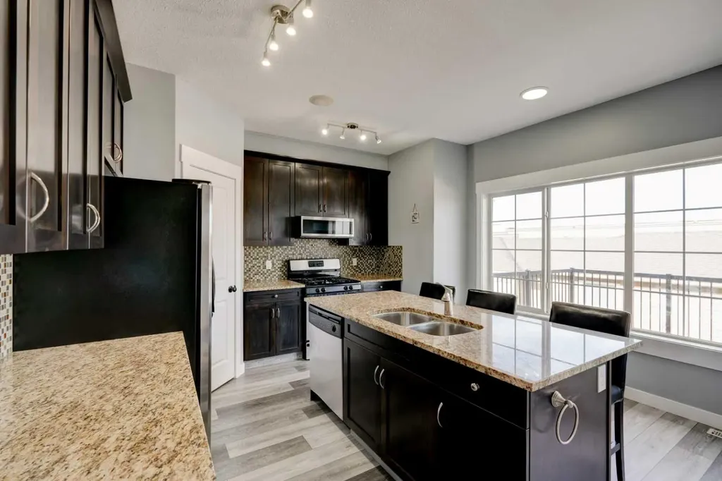 280 Rainbow Falls Drive Chestermere AB T1X0E4