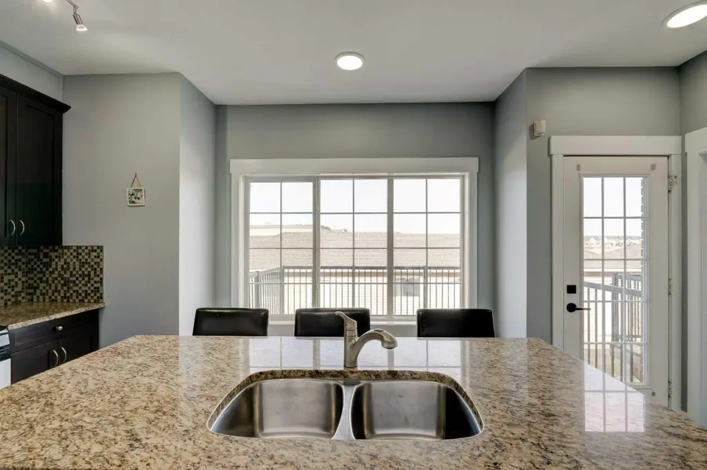 280 Rainbow Falls Drive Chestermere AB T1X0E4