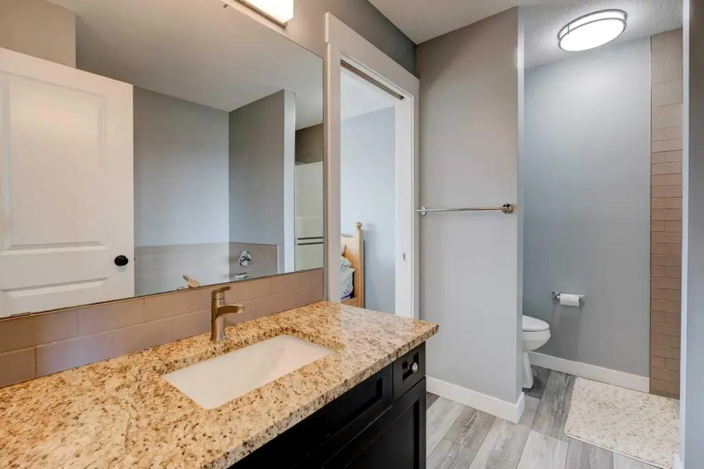 280 Rainbow Falls Drive Chestermere AB T1X0E4