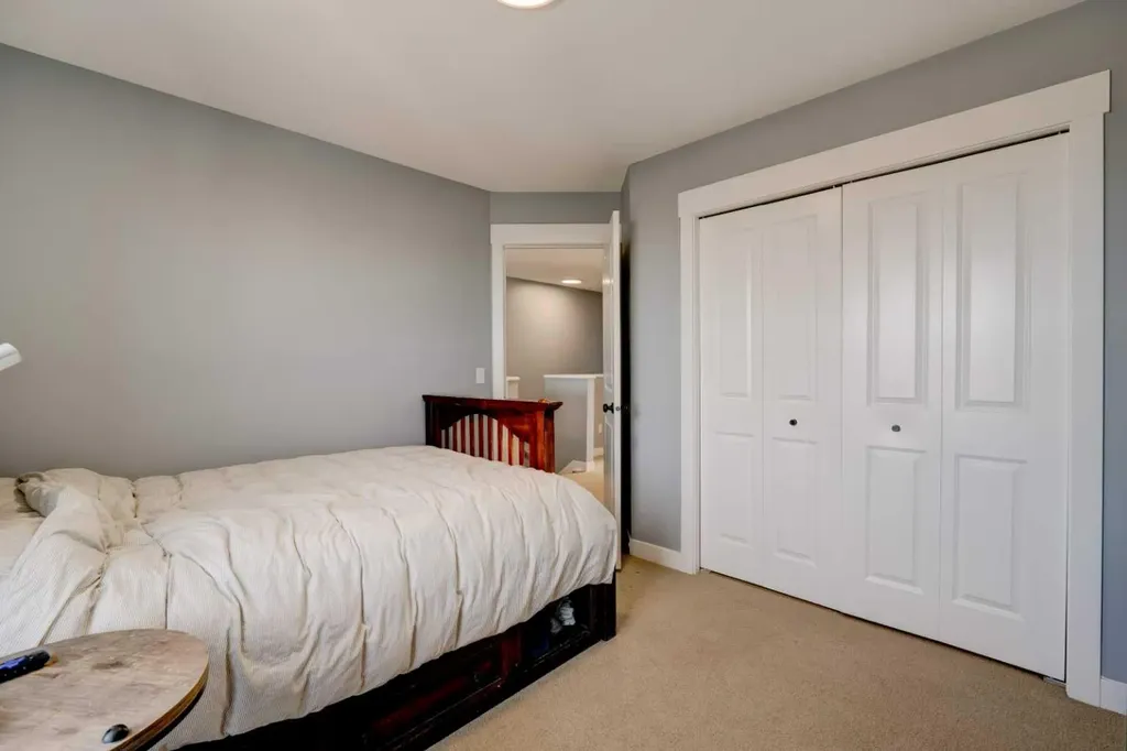 280 Rainbow Falls Drive Chestermere AB T1X0E4