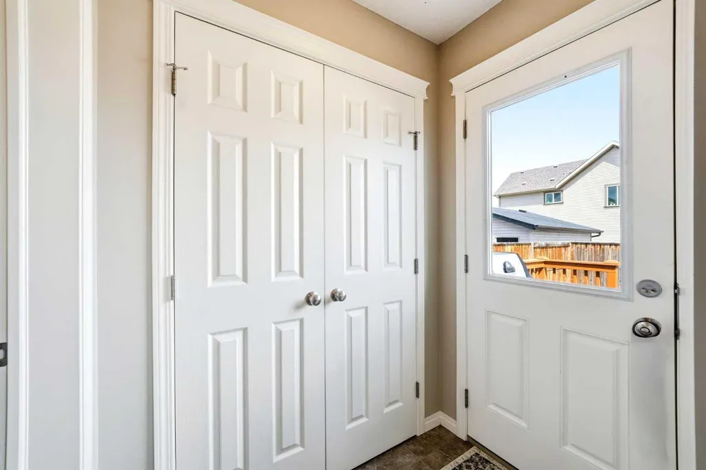 117 Copperpond Parade SE Calgary AB T2Z 5A9