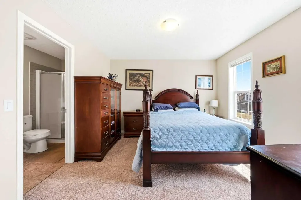 117 Copperpond Parade SE Calgary AB T2Z 5A9