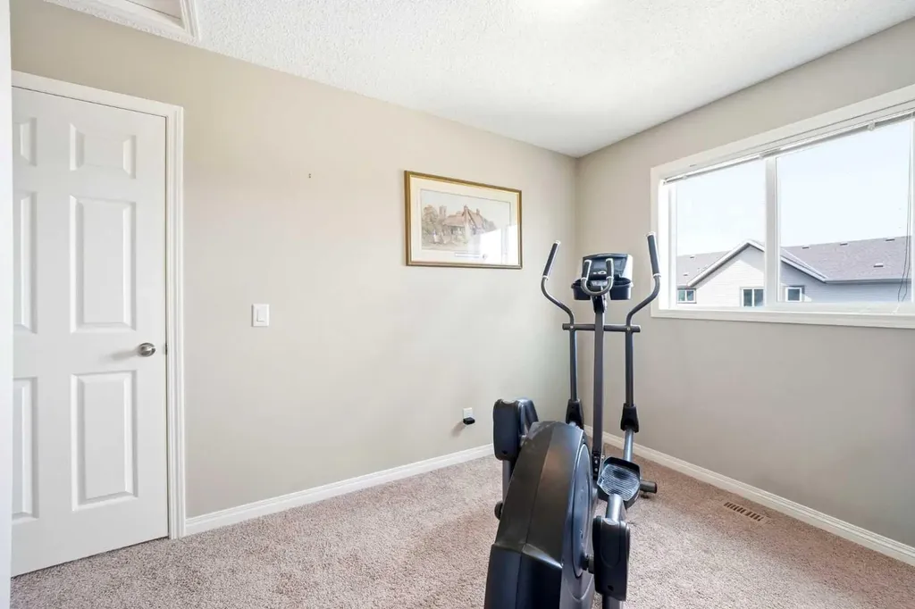 117 Copperpond Parade SE Calgary AB T2Z 5A9