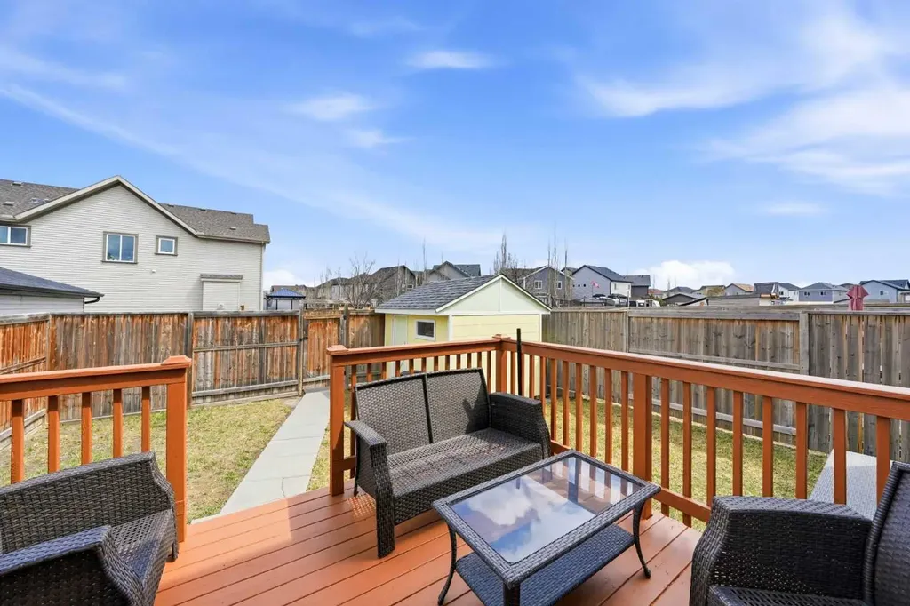 117 Copperpond Parade SE Calgary AB T2Z 5A9