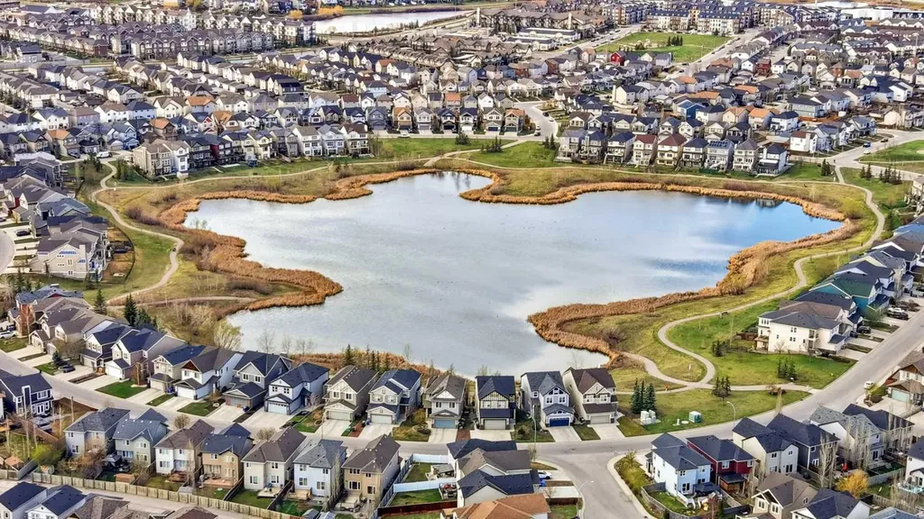 117 Copperpond Parade SE Calgary AB T2Z 5A9