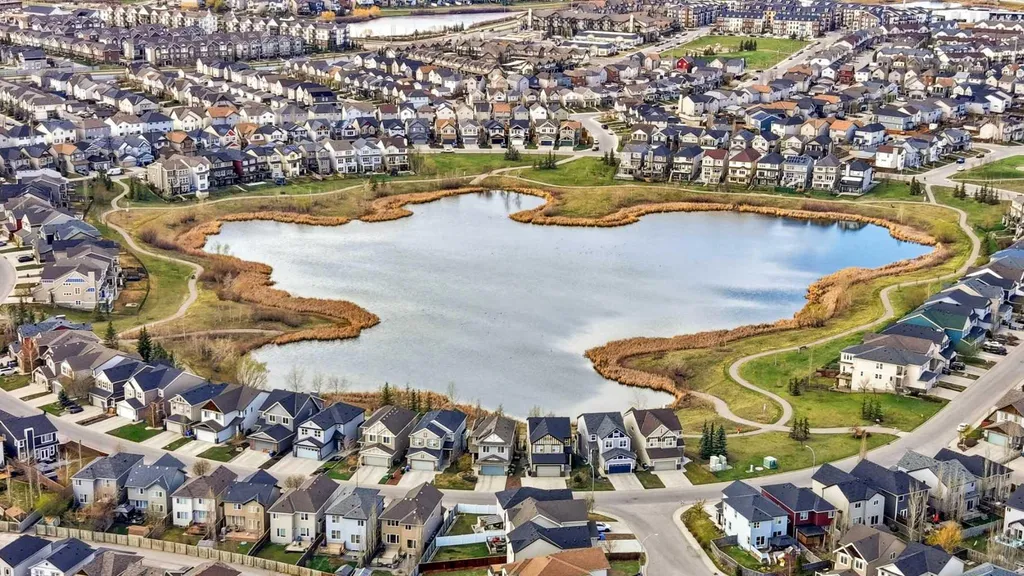 117 Copperpond Parade SE Calgary AB T2Z 5A9