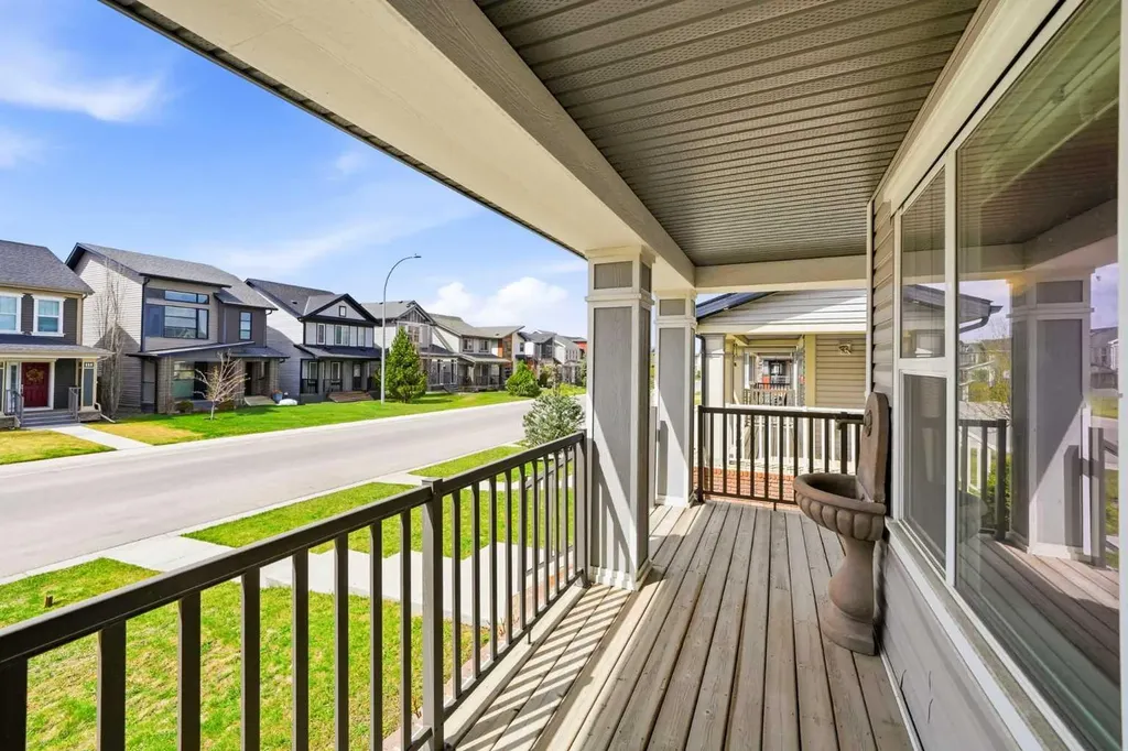 117 Copperpond Parade SE Calgary AB T2Z 5A9