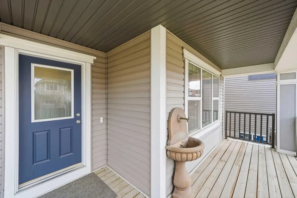 117 Copperpond Parade SE Calgary AB T2Z 5A9