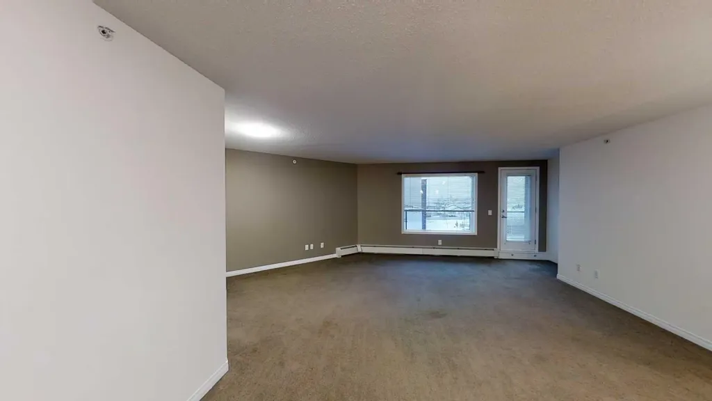 9124 96 Avenue Grande Prairie AB T8X 0A1