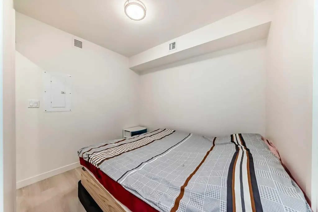 108 Waterfront Court SW Calgary AB T2P 1K7