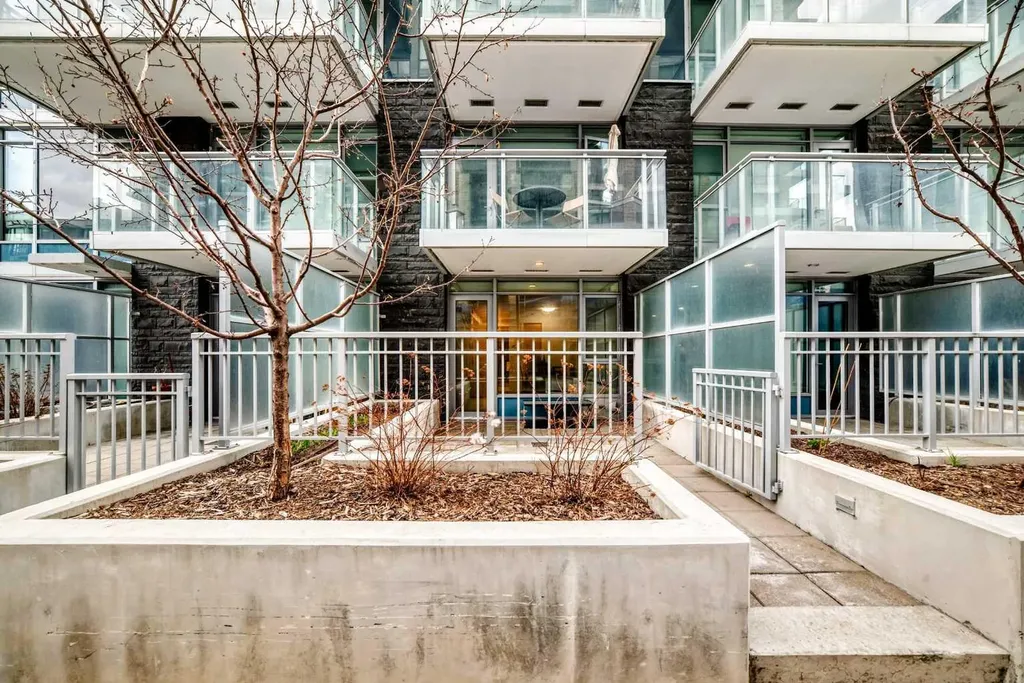 108 Waterfront Court SW Calgary AB T2P 1K7