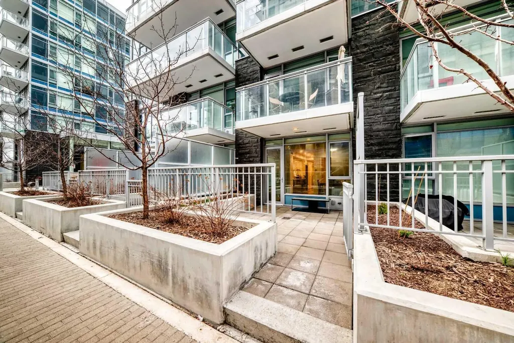 108 Waterfront Court SW Calgary AB T2P 1K7