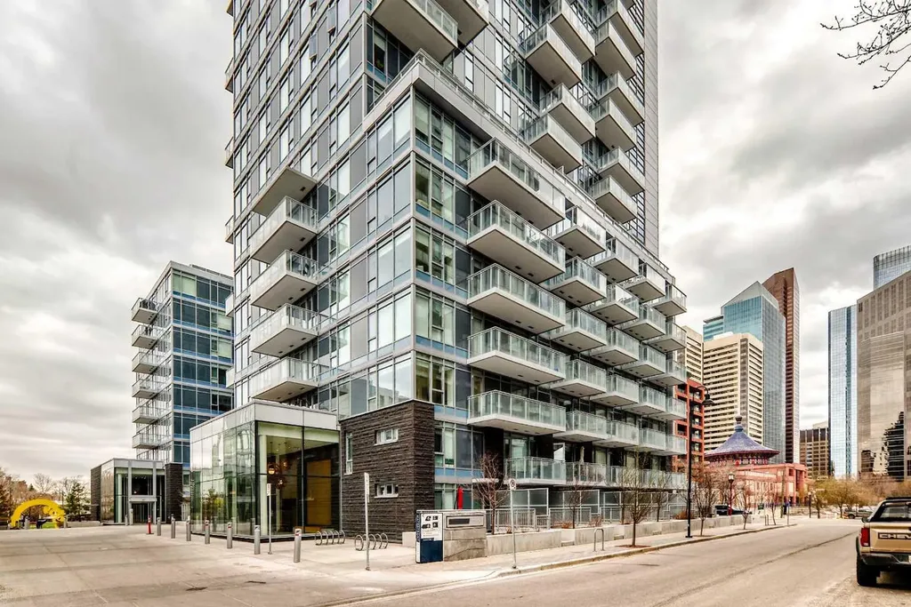 108 Waterfront Court SW Calgary AB T2P 1K7