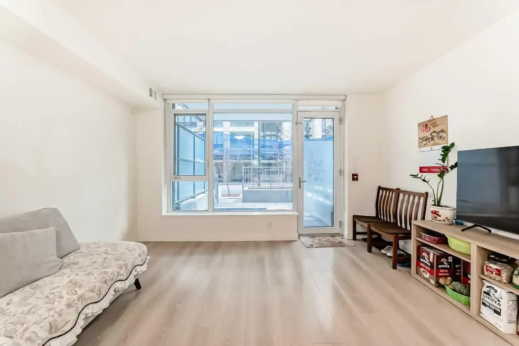 108 Waterfront Court SW Calgary AB T2P 1K7