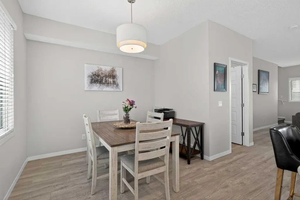 210 Nolanlake Villas NW Calgary AB T3R 0Z7