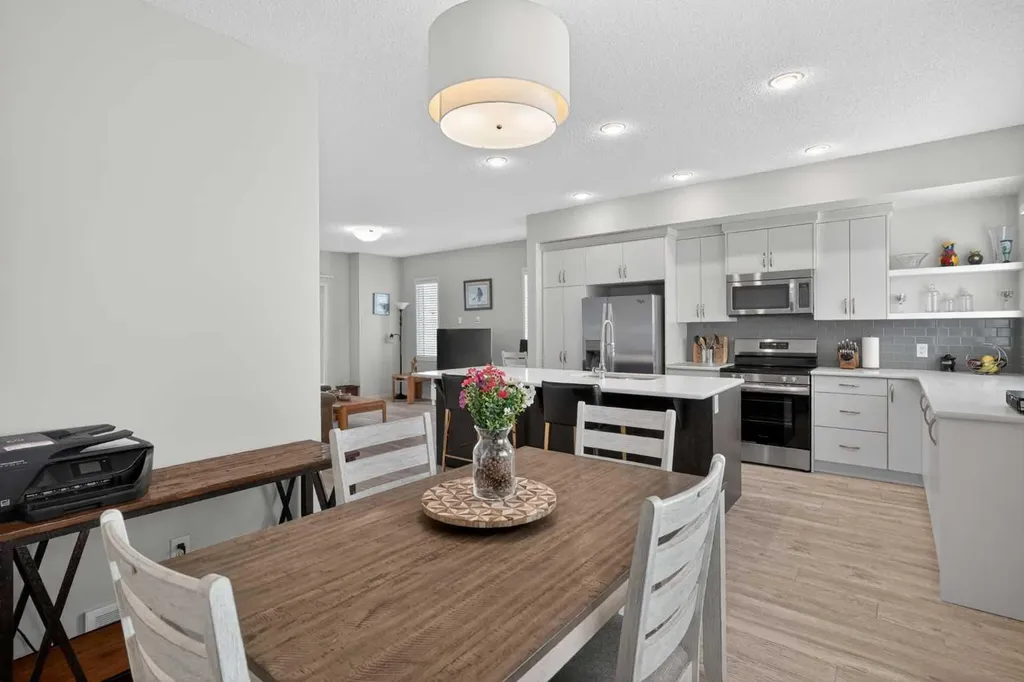 210 Nolanlake Villas NW Calgary AB T3R 0Z7