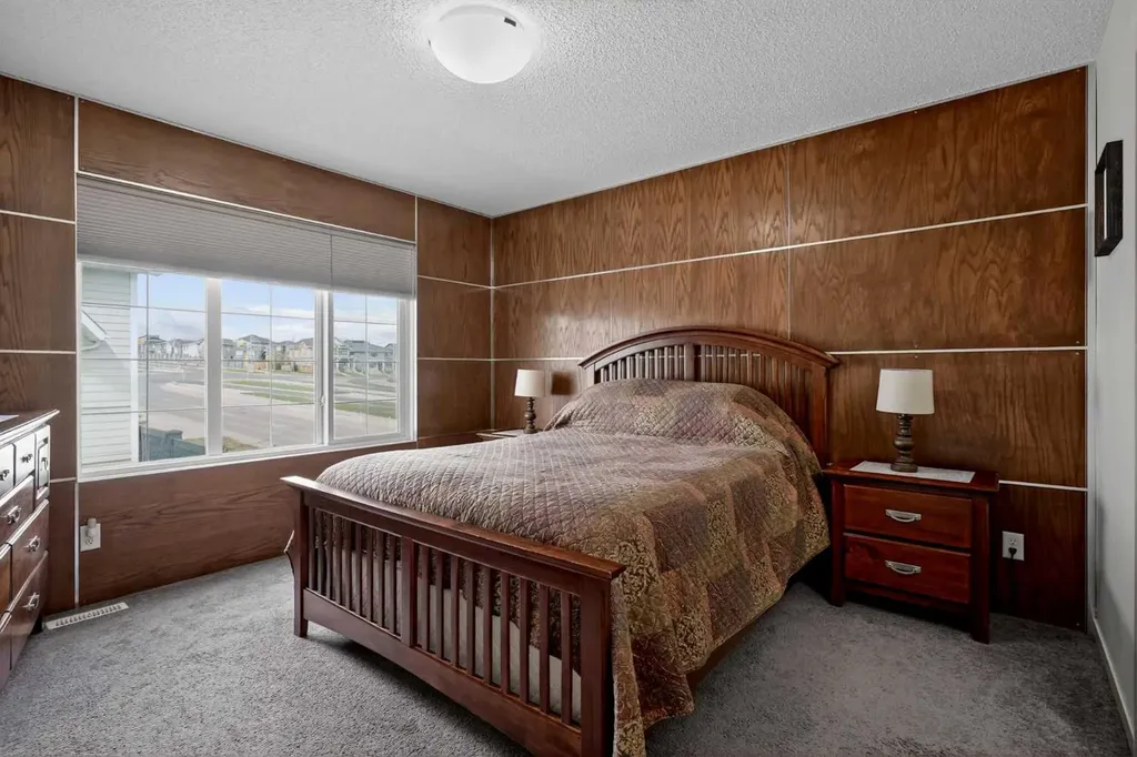 210 Nolanlake Villas NW Calgary AB T3R 0Z7