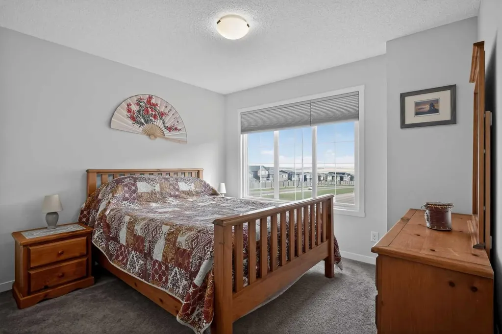 210 Nolanlake Villas NW Calgary AB T3R 0Z7