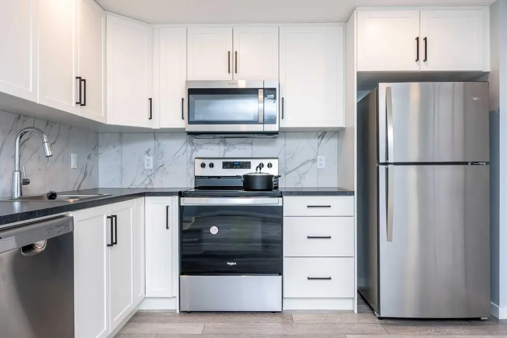 338 Magnolia Way SE Calgary AB T3M 3S6