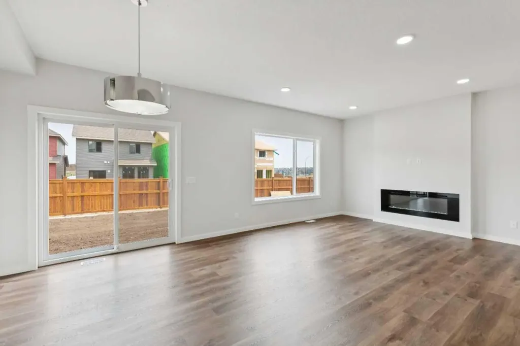 400 Heartwood Grove SE Calgary AB T3M2K1