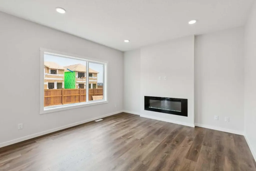 400 Heartwood Grove SE Calgary AB T3M2K1