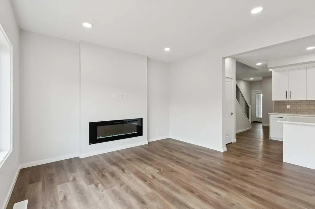 400 Heartwood Grove SE Calgary AB T3M2K1