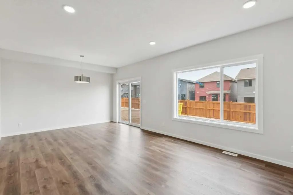 400 Heartwood Grove SE Calgary AB T3M2K1