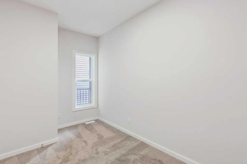 400 Heartwood Grove SE Calgary AB T3M2K1