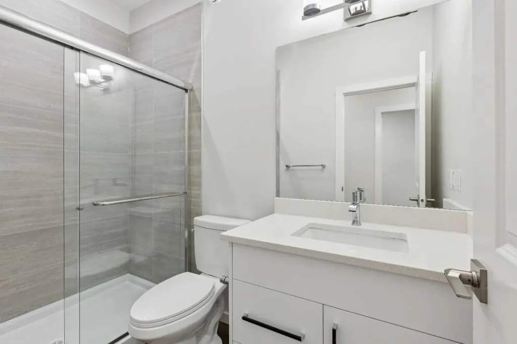 400 Heartwood Grove SE Calgary AB T3M2K1